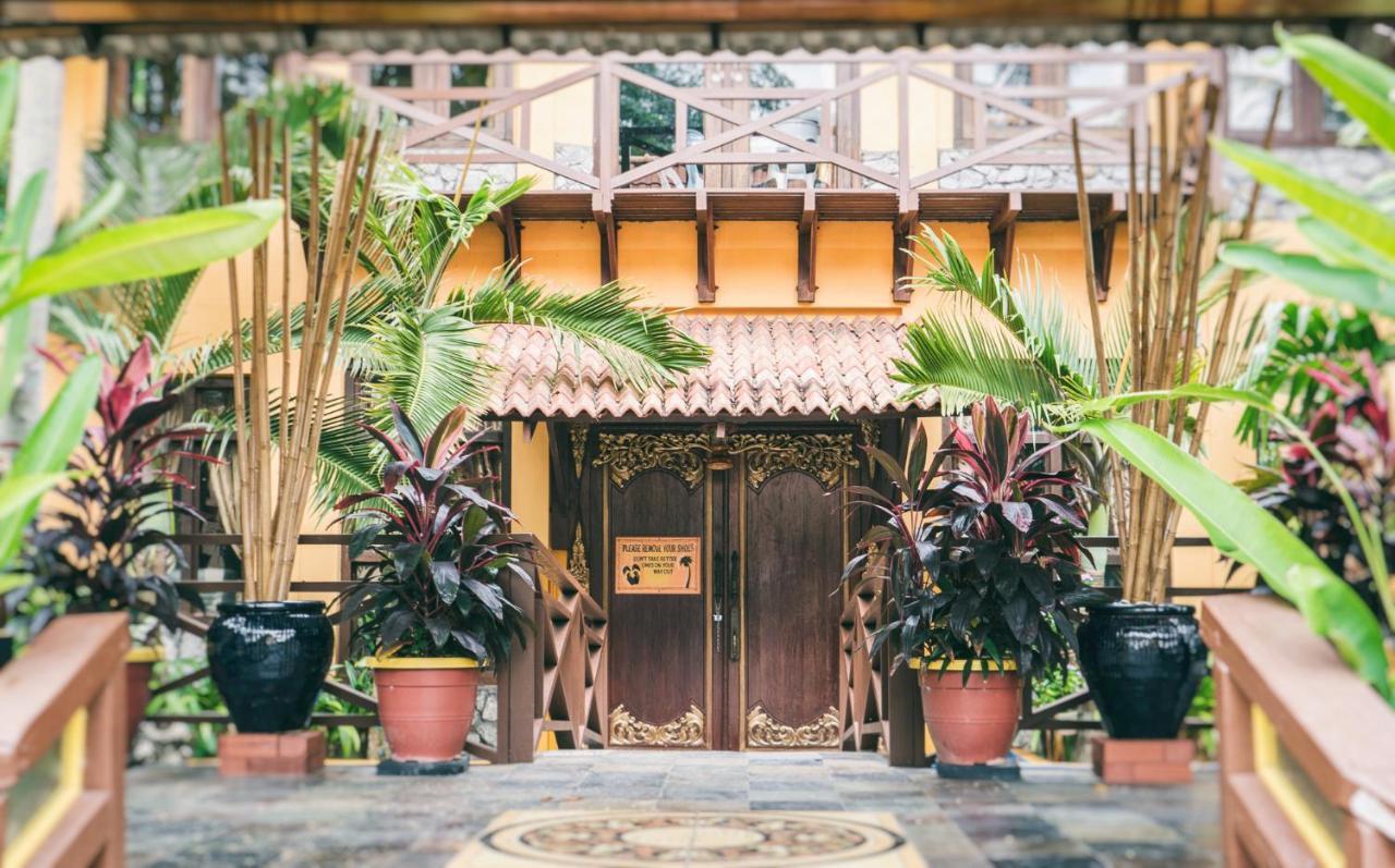 Lost Paradise Resort Бату-Ферринги Экстерьер фото